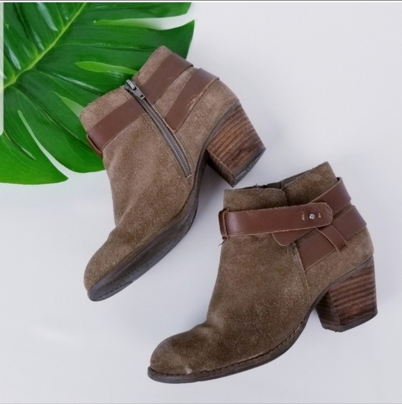 DV by Dolce Vita Jexen Leather Booties - Picture 6 of 9